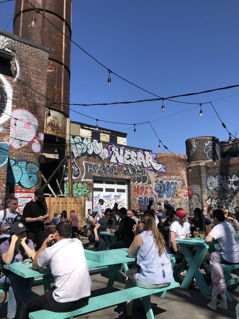 Terrasse de la brasserie Messorem, Montréal