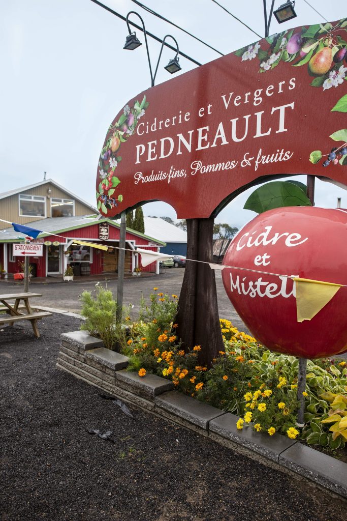 Pedneault orchard sign