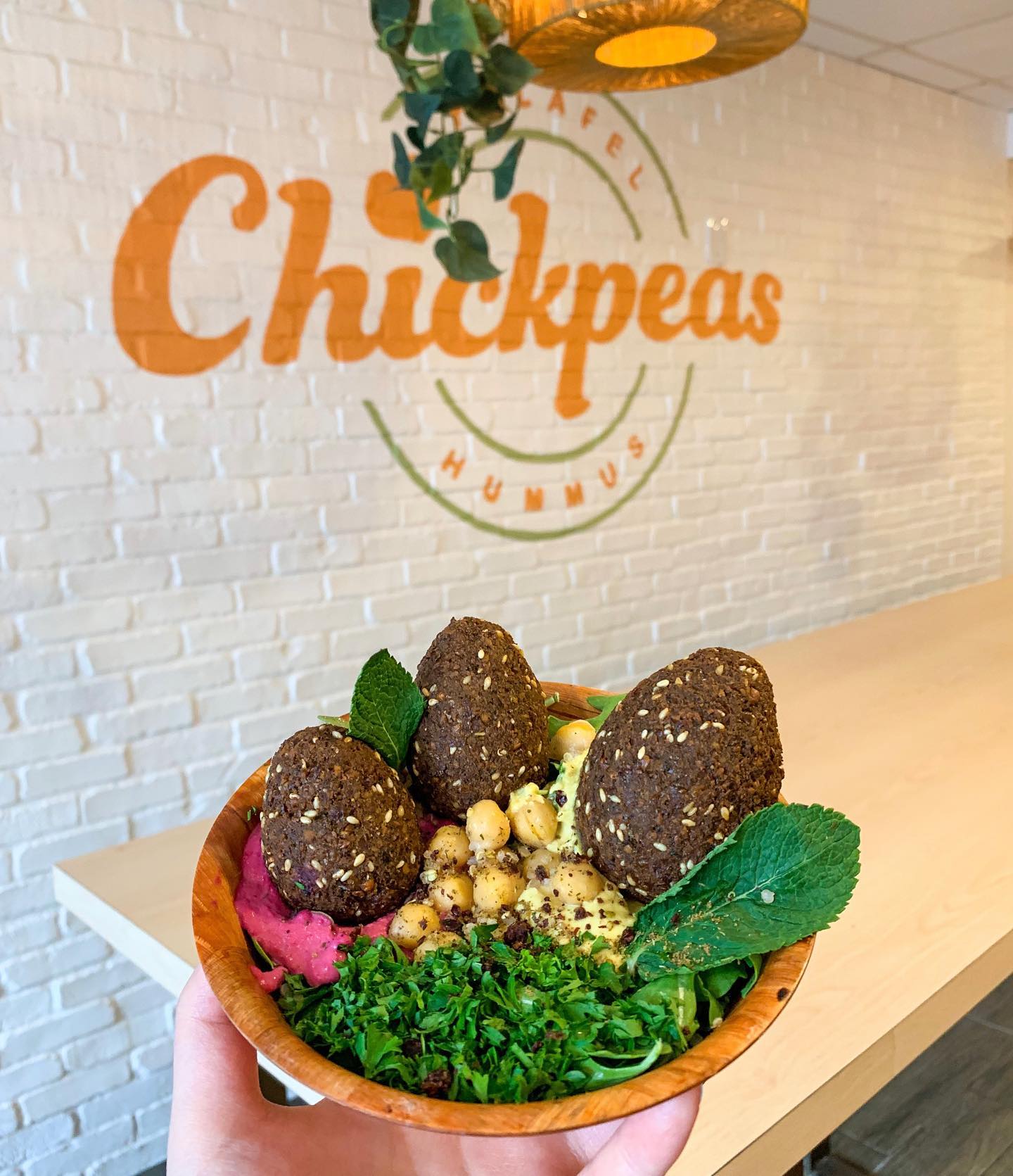 15 must try Vegan & Vegeterian restaurants Saintlo