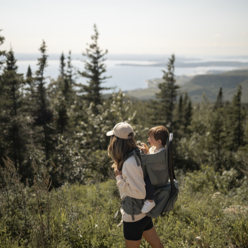 Découvre les meilleures randonnées au Québec avec les plus beaux points de vue : Gaspésie, Laurentides, Cantons-de-l'Est et Bas-Saint-Laurent.