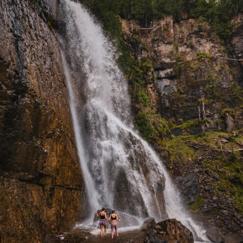 Découvre les meilleures randonnées au Québec avec les plus beaux points de vue : Gaspésie, Laurentides, Cantons-de-l'Est et Bas-Saint-Laurent.